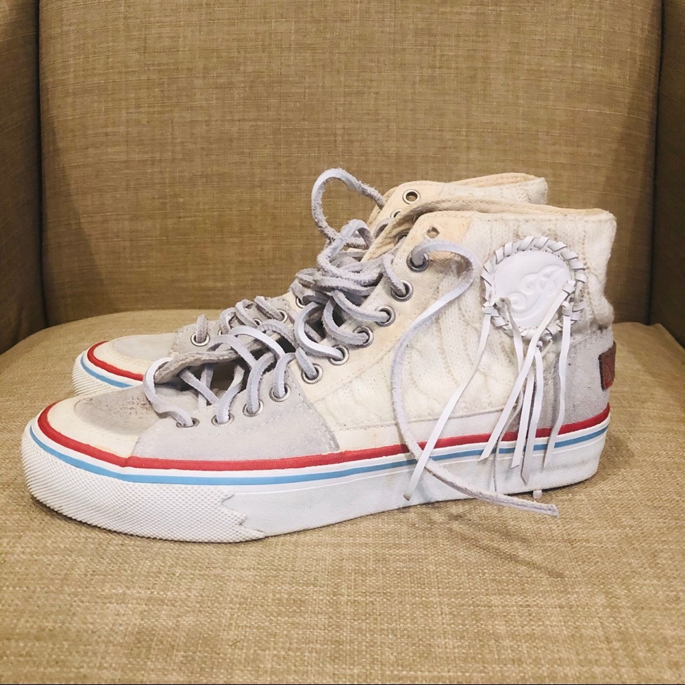 Rare Japanese brand Indian lace up sneakers